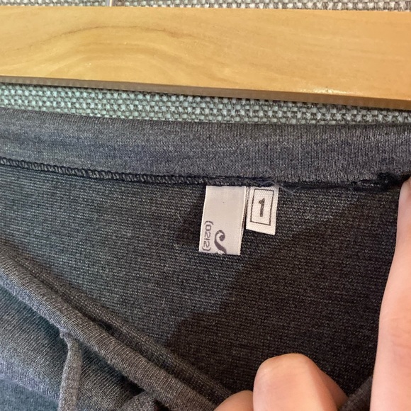 Long gray skirt - Picture 3 of 4